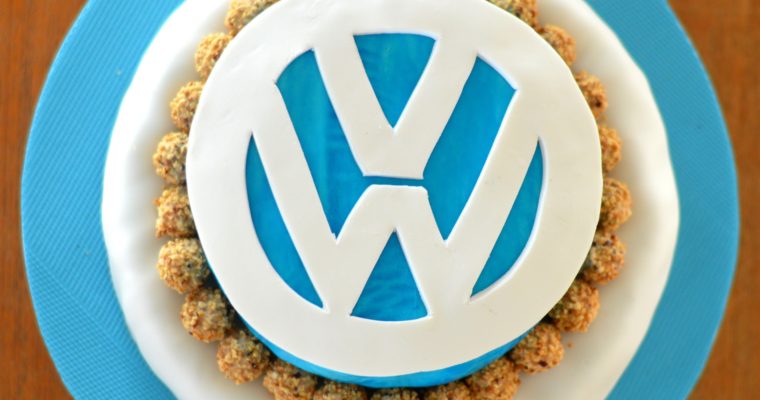 [Happy Birthday, daddy!] Volkswagen birthday cake