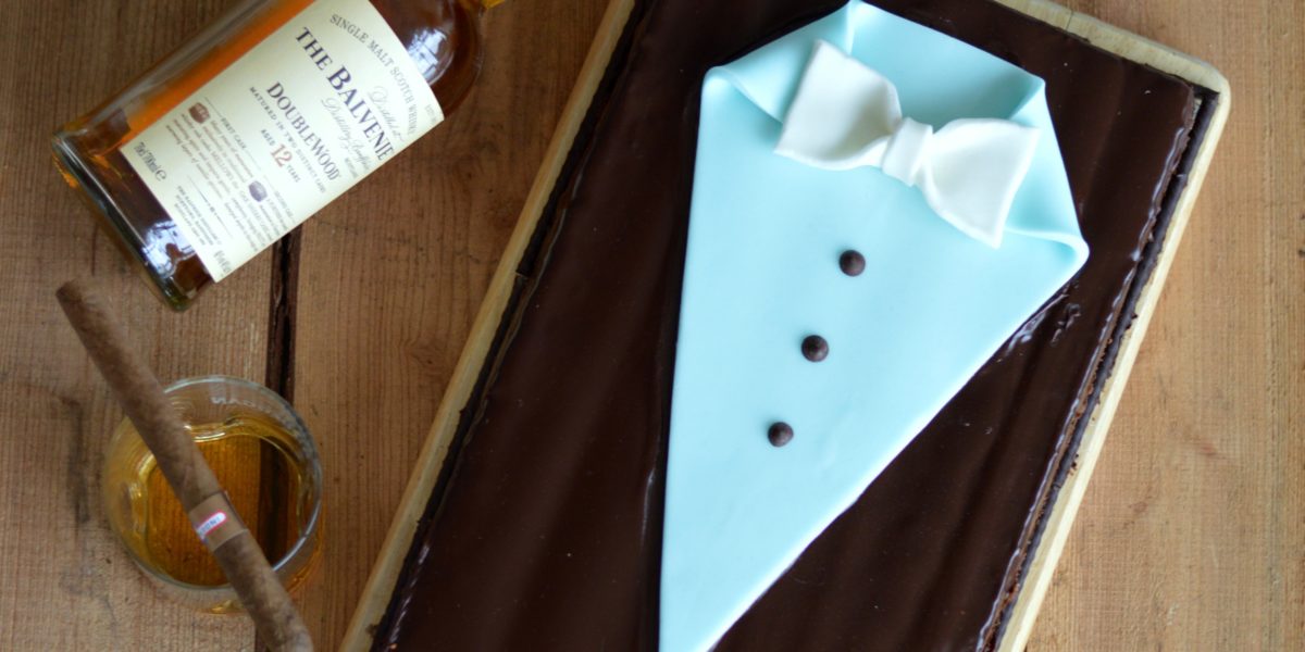 [For real Gentlemen] Suit inspired Dark Chocolate Whiskey Cake